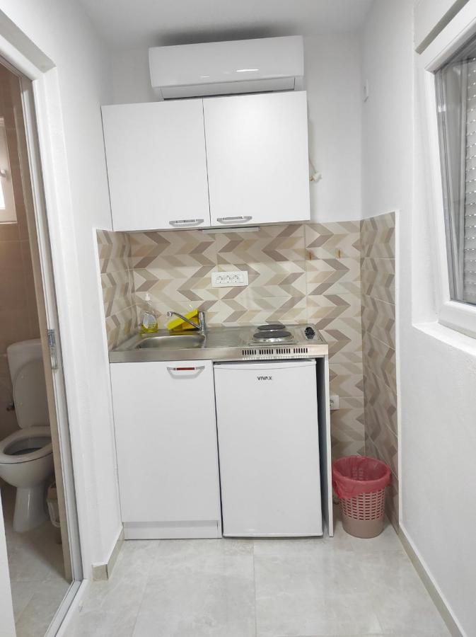 Apartmani Ceca 012 Сутоморе Екстериор снимка
