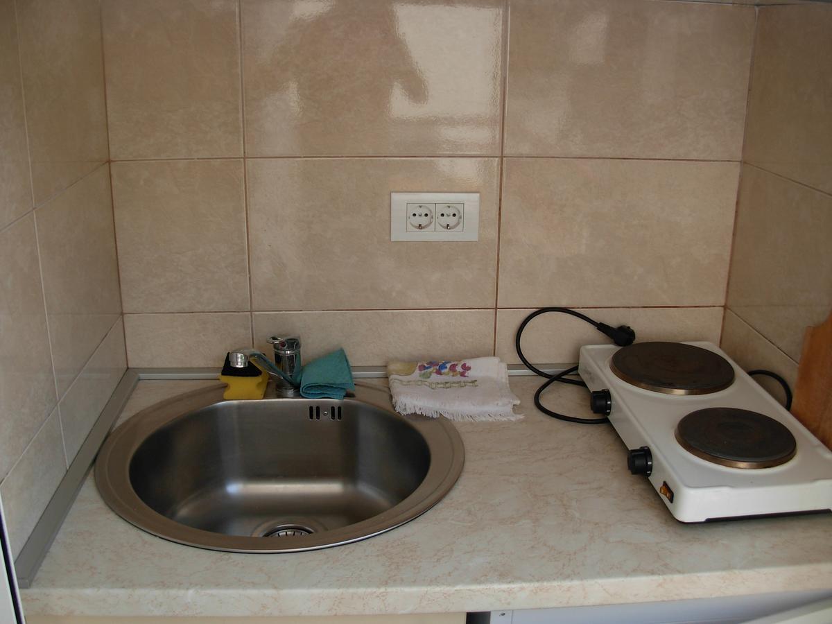 Apartmani Ceca 012 Сутоморе Екстериор снимка